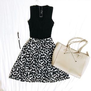 Banana Republic Women's Black and Cream Polka Dot Lined Skirt 100% Silk Size 0